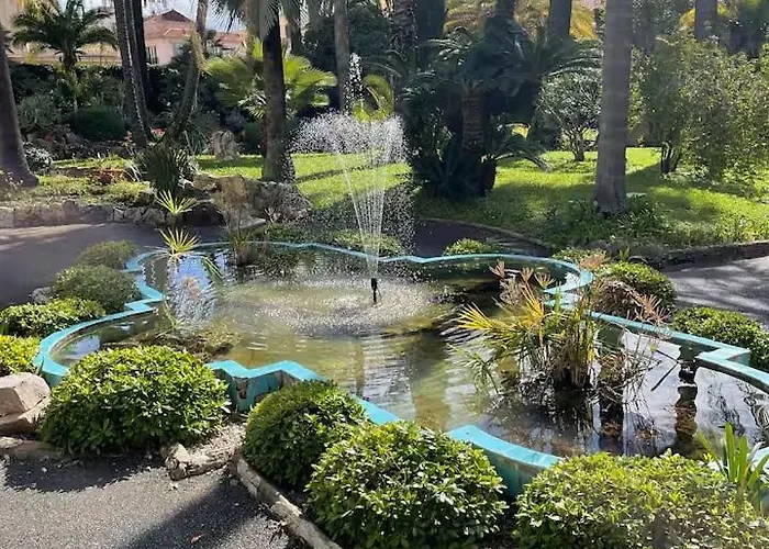 Palm - Palace Centre Апартаменты Ментона