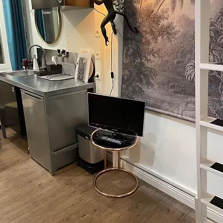 Palm - Palace Centre *