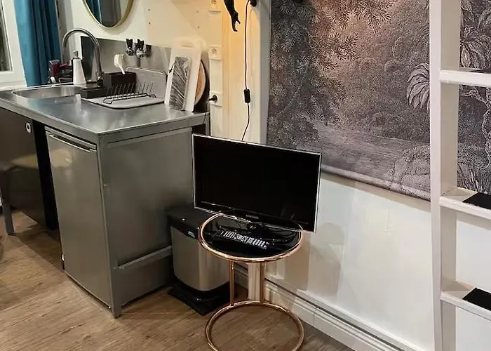 Palm - Palace Centre *