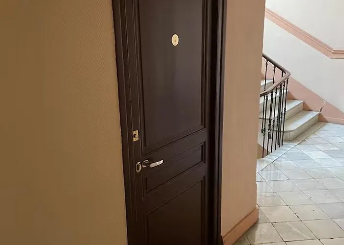 Palm - Palace Centre * Menton