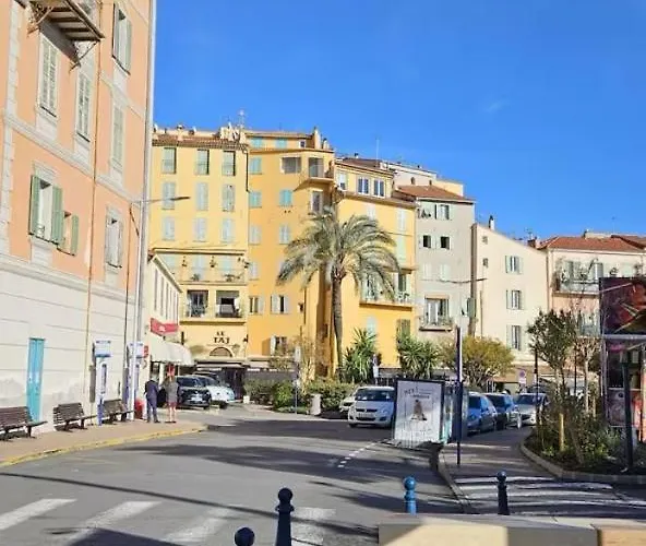 Palm - Palace Centre * Menton